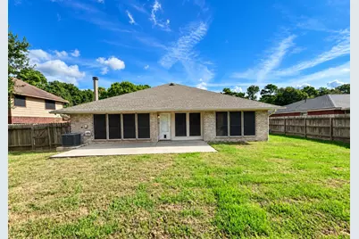 2206 Friarwood Trail, Houston, TX 77339 - Photo 35