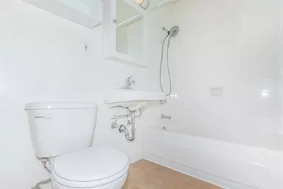 1825 Mission St, San Francisco, CA 94103 - Photo 17