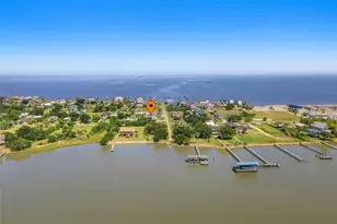 1342 10th St, Dickinson, TX 77539 - Photo 31