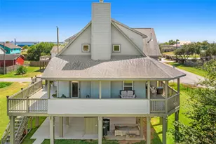 1342 10th St, Dickinson, TX 77539 - Photo 3