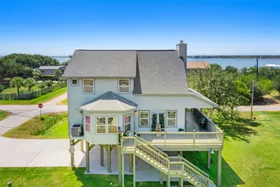 1342 10th Street, Dickinson, TX 77539 - Photo 1