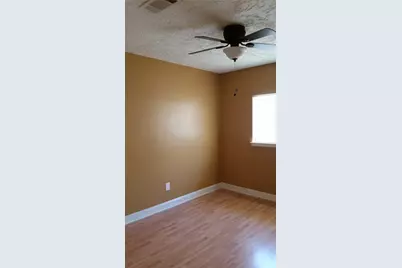 10927 Wilkenburg Drive, Houston, TX 77086 - Photo 9