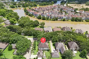 906 Venice St, Sugar Land, TX 77478 - Photo 3
