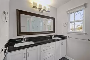 10303 Greenwillow Dr, Houston, TX 77035 - Photo 17