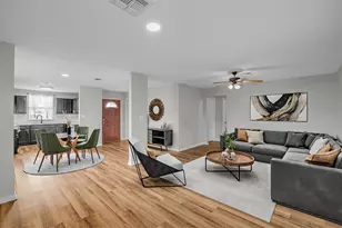 1304 E Polk Ave, Victoria, TX 77901 - Photo 5