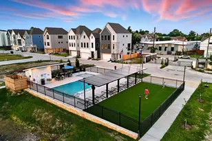 1704 Sedola Ln, Houston, TX 77055 - Photo 1