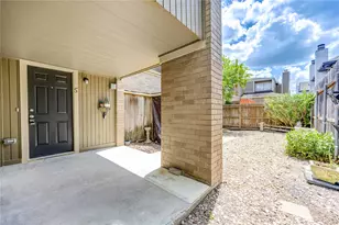 1920 Augusta Dr, Houston, TX 77057 - Photo 1