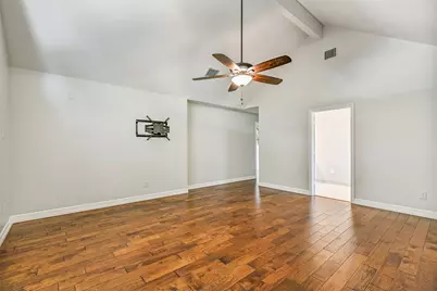 513 Meadow Bend Drive, Friendswood, TX 77546 - Photo 23