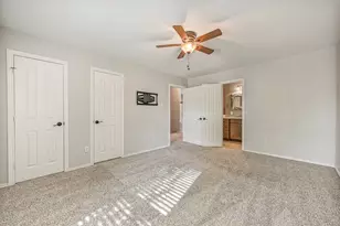 513 Meadow Bend Dr, Friendswood, TX 77546 - Photo 27