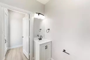 234 Bay Ave, Surfside Beach, TX 77541 - Photo 19