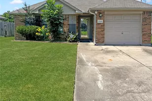 2908 Ashley St, La Marque, TX 77568 - Photo 1