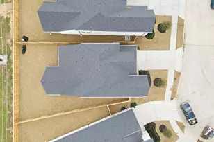 10930 Skyway Ln, Missouri City, TX 77459 - Photo 5