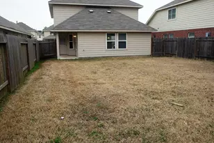 13406 Ella Ridge Lane, Houston, TX 77067 - Photo 3