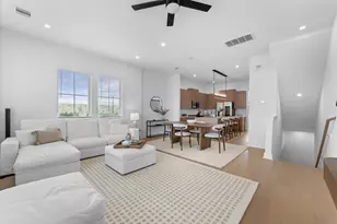 2305 Springwood Vis Ln, Houston, TX 77055 - Photo 9