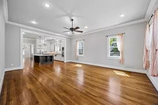 821 E 26th St, Houston, TX 77009 - Photo 17