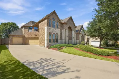 117 Bandera Creek Lane, Friendswood, TX 77546 - Photo 3