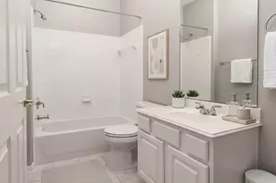 146 E Northcastle Cir, The Woodlands, TX 77384 - Photo 31