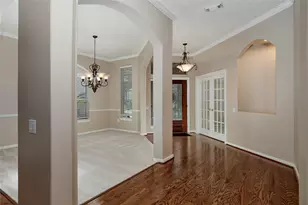 146 E Northcastle Cir, The Woodlands, TX 77384 - Photo 21