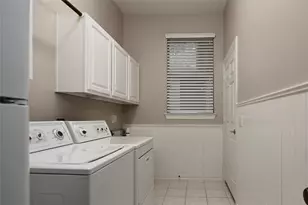 146 E Northcastle Cir, The Woodlands, TX 77384 - Photo 25