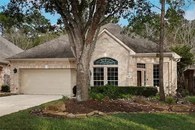 146 E Northcastle Circle, The Woodlands, TX 77384 - Photo 1