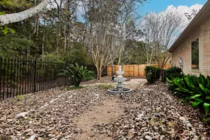 146 E Northcastle Cir, The Woodlands, TX 77384 - Photo 33