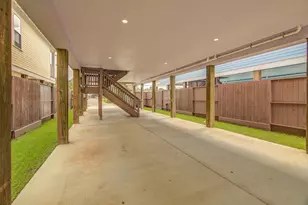 2309 67th St, Galveston, TX 77551 - Photo 37