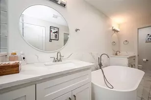 12902 Kimberley Ln, Houston, TX 77079 - Photo 31