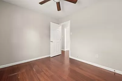 2318 Pecan Street, Dickinson, TX 77539 - Photo 17