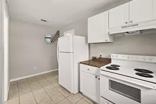 2318 Pecan St, Dickinson, TX 77539 - Photo 13