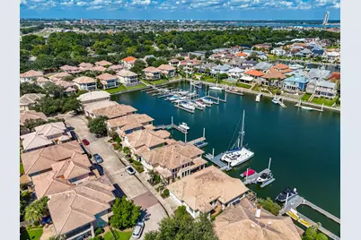 313 Harborside Circle, Kemah, TX 77565 - Photo 33