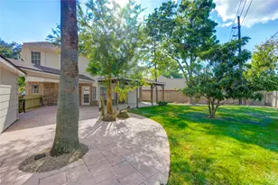 8918 Burleson Ct, Houston, TX 77064 - Photo 37