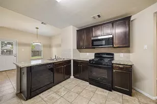 9307 Rustling Manor Ln, Richmond, TX 77407 - Photo 5