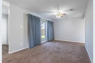 10215 Kirkwren Drive, Houston, TX 77089 - Photo 11