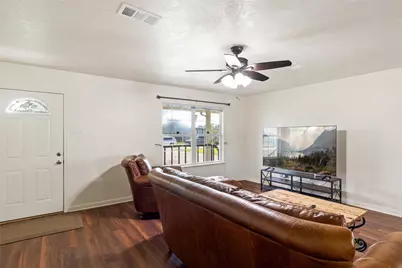 17807 County Rd 127, Pearland, TX 77581 - Photo 5