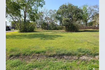 336 Hemphill, Texas City, TX 77591 - Photo 3