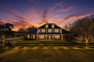 2730 Lawrence Rd, Kemah, TX 77565 - Photo 1