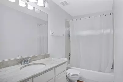 2131 Lakewind Lane, League City, TX 77573 - Photo 15