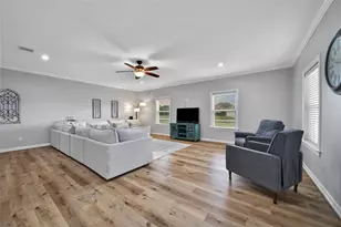 2398 Settler's Way Dr, Sealy, TX 77474 - Photo 23