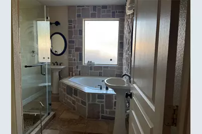 418 Fall Creek Drive, Houston, TX 77336 - Photo 11