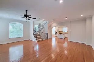 2418 Ralph St, Houston, TX 77006 - Photo 13