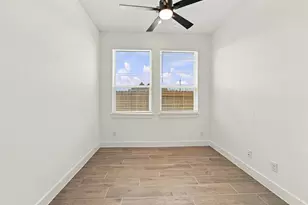 12206 Denham Dr, Mont Belvieu, TX 71127 - Photo 11