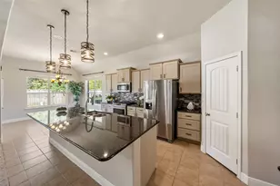 184 W Heritage Mill Cir, Tomball, TX 77375 - Photo 13