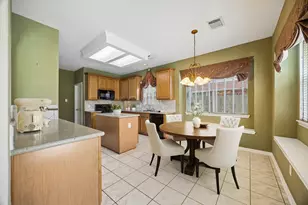 2843 Five Oaks Dr, Missouri City, TX 77459 - Photo 11