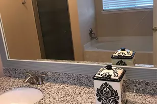 2844 Morningmist Ln, Dickinson, TX 77539 - Photo 9