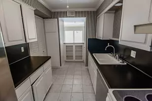 2031 Winrock Blvd, Houston, TX 77057 - Photo 11