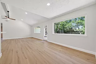 3418 Luton Park Dr, Houston, TX 77082 - Photo 9