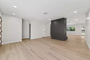 3418 Luton Park Dr, Houston, TX 77082 - Photo 17