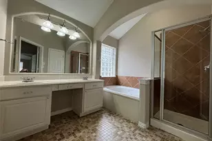 17411 N Riata Lake Dr, Cypress, TX 77433 - Photo 15