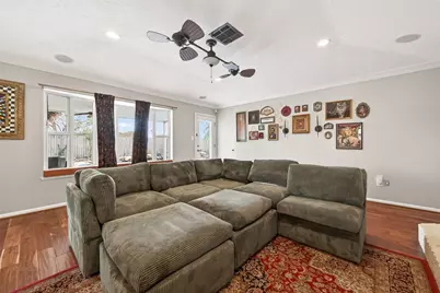 805 Camelot Lane, Friendswood, TX 77546 - Photo 13