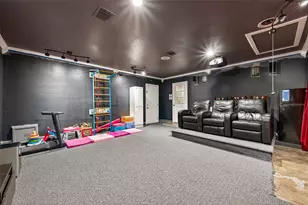 805 Camelot Ln, Friendswood, TX 77546 - Photo 39